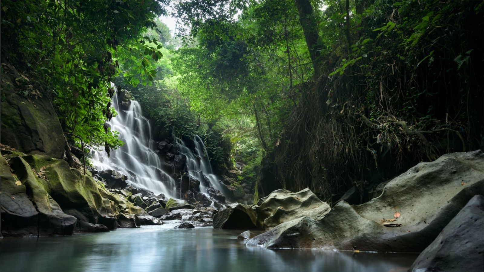 kanto lampo waterfall